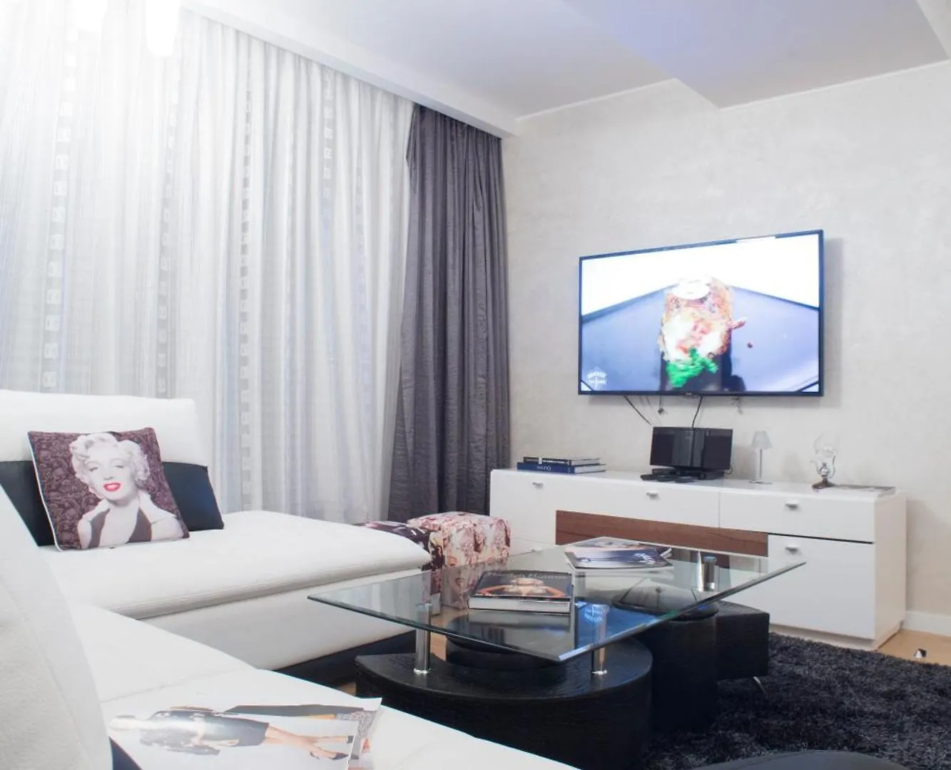 The Queen Luxury Apartments - Villa Marilyn Luxembourg